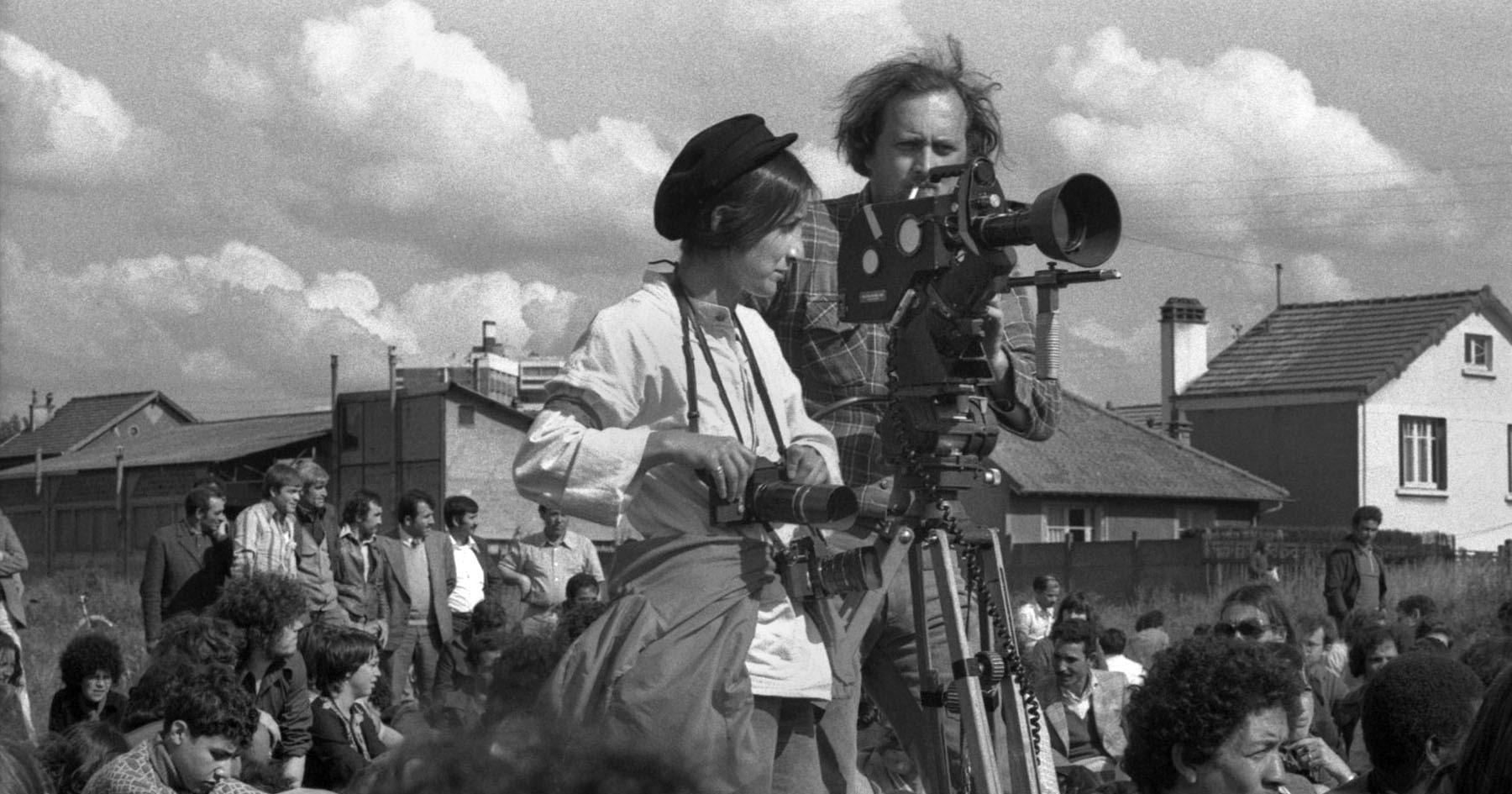 Sheltering the Displaced : Housing the ‘Other' and the Making of the Post-war City